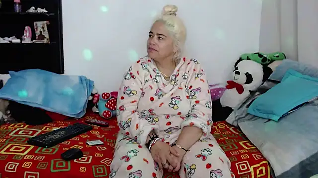Snapshot of estrellita_fugaz16x chatting on 12/29/24, 03:54 estrellita fugaz16x online show from 12/29/24, 03:54