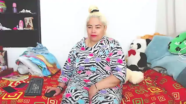 Snapshot of estrellita_fugaz16x chatting on 01/09/25, 03:26 estrellita fugaz16x online show from 01/09/25, 03:26
