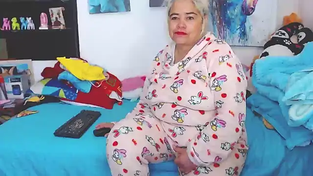 Snapshot of estrellita_fugaz16x chatting on 01/29/25, 01:07 estrellita fugaz16x online show from 01/29/25, 01:07