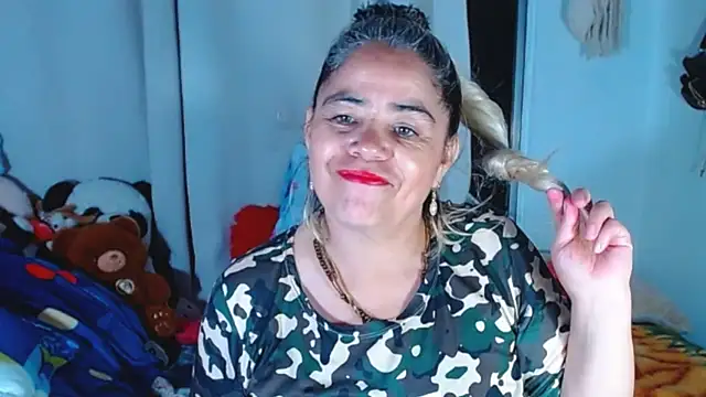 Snapshot of estrellita_fugaz16x chatting on 10/12/25, 11:26 estrellita fugaz16x online show from 10/12/25, 11:26
