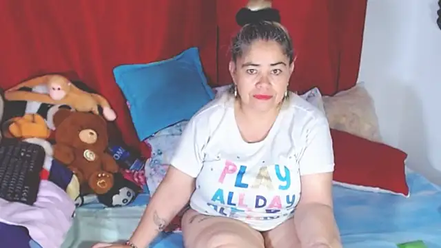 estrellita fugaz16x online show from 11/04/25, 04:44