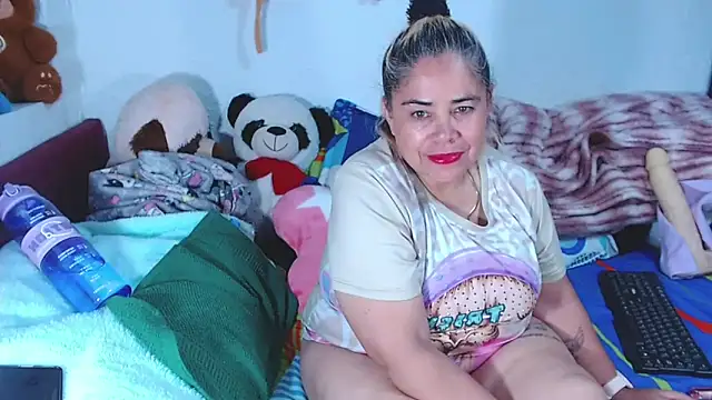 estrellita fugaz16x online show from 06/29/26, 05:35