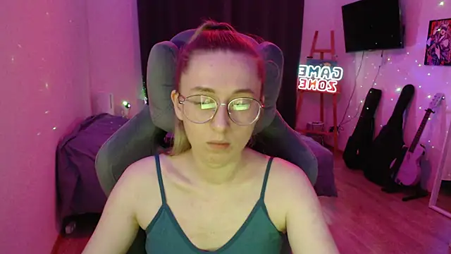 AnabelFrel online show from 01/09/25, 01:08