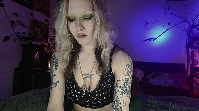 olivecum online show from 11/12/25, 01:11