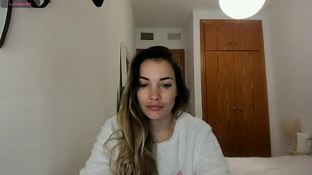NiaStone online show from 01/27/25, 06:52