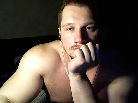 LionEdwin online show from 02/28/25, 07:56