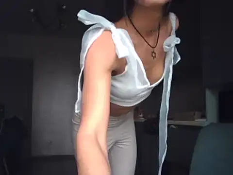 JulianaGold1 online show from 12/03/24, 01:32