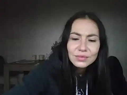 JulianaGold1 online show from 01/07/25, 11:24