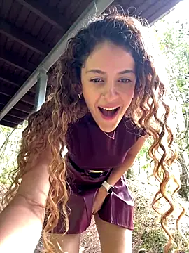 Snapshot of alana15 chatting on 09/27/25, 03:17 alana15 online show from 09/27/25, 03:17