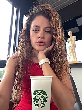 Snapshot of alana15 chatting on 10/14/25, 08:31 alana15 online show from 10/14/25, 08:31