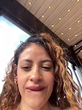 Snapshot of alana15 chatting on 11/11/25, 09:26 alana15 online show from 11/11/25, 09:26