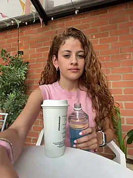 alana15 online show from 05/07/26, 09:20
