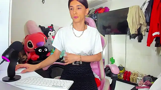 Snapshot of Lawrncesofiets chatting on 10/14/25, 05:58 Lawrncesofiets online show from 10/14/25, 05:58