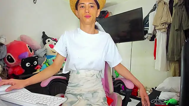 Snapshot of Lawrncesofiets chatting on 10/27/25, 05:50 Lawrncesofiets online show from 10/27/25, 05:50