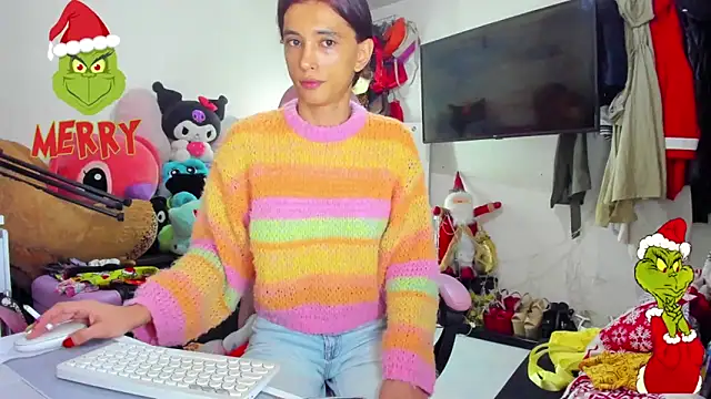 Snapshot of Lawrncesofiets chatting on 12/15/25, 05:28 Lawrncesofiets online show from 12/15/25, 05:28