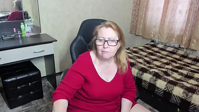 Frau Marta online show from 02/27/25, 01:17