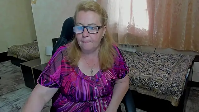 Frau Marta online show from 06/12/26, 03:33
