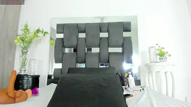 tanyyaa online show from 12/15/24, 07:42
