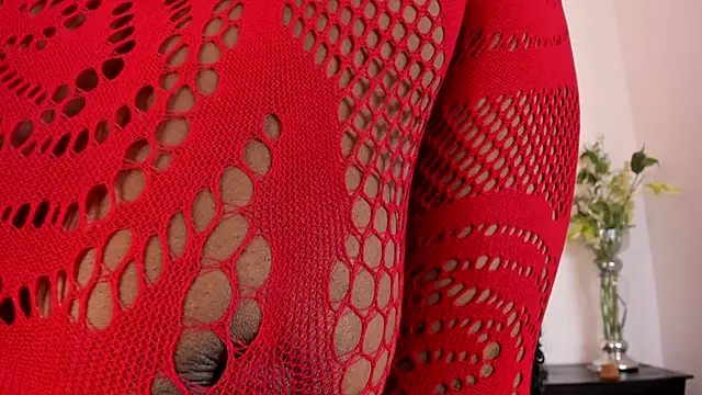 tanyyaa online show from 10/27/25, 09:52