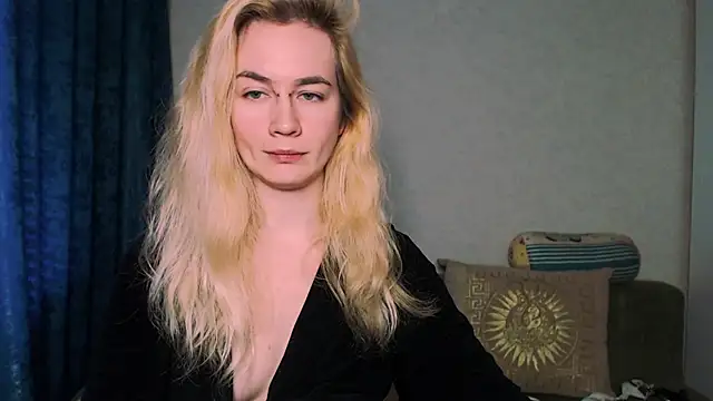 xxxcharismaaa online show from 12/13/24, 09:35
