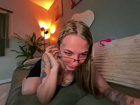 chloetease online show from 07/08/26, 03:00