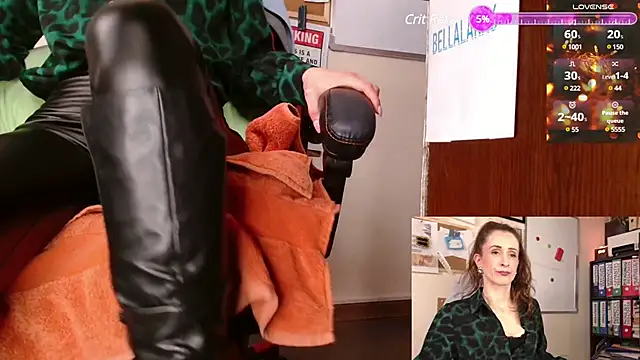 Snapshot of LanaSix chatting on 03/20/25, 04:20 LanaSix online show from 03/20/25, 04:20