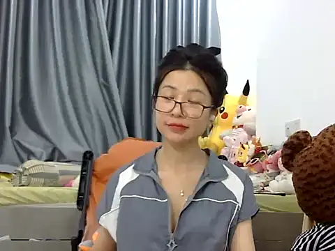 Cute Ruby01 online show from 03/01/25, 12:23