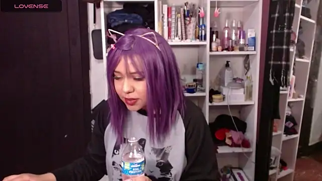 Snapshot of lil_daisy7 chatting on 01/14/25, 06:34 lil daisy7 online show from 01/14/25, 06:34