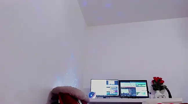 aryahunt1 online show from 12/07/24, 04:58
