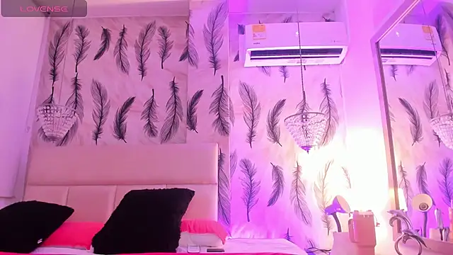 Vivi prinncess online show from 10/12/25, 11:04