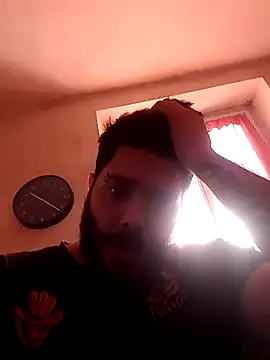 Snapshot of Lucarasta chatting on 02/14/25, 09:24 Lucarasta online show from 02/14/25, 09:24