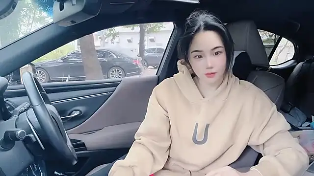 Snapshot of orla2021 chatting on 12/12/24, 12:38 orla2021 online show from 12/12/24, 12:38