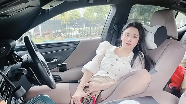 Snapshot of orla2021 chatting on 12/26/24, 06:52 orla2021 online show from 12/26/24, 06:52