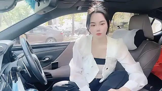 Snapshot of orla2021 chatting on 01/04/25, 04:01 orla2021 online show from 01/04/25, 04:01