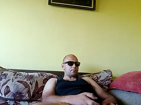 Snapshot of Flakka95 chatting on 09/15/25, 01:44 Flakka95 online show from 09/15/25, 01:44