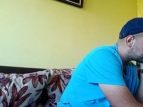 Snapshot of Flakka95 chatting on 10/04/25, 11:52 Flakka95 online show from 10/04/25, 11:52