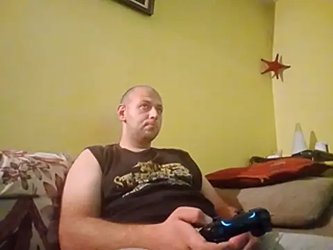 Snapshot of Flakka95 chatting on 11/01/25, 06:32 Flakka95 online show from 11/01/25, 06:32