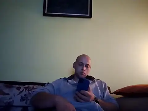 Snapshot of Flakka95 chatting on 11/09/25, 11:36 Flakka95 online show from 11/09/25, 11:36