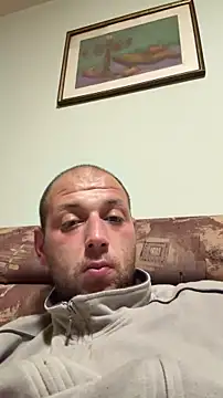 Snapshot of Flakka95 chatting on 11/22/25, 04:28 Flakka95 online show from 11/22/25, 04:28