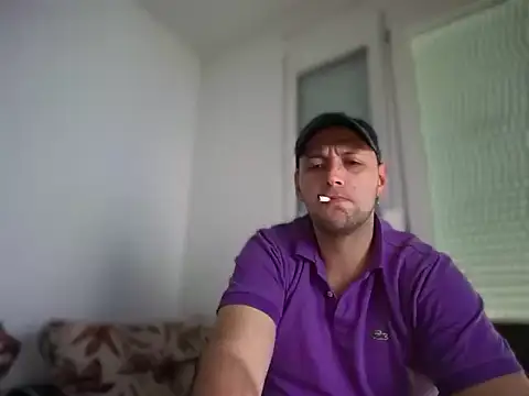 Flakka95 online show from 05/18/26, 04:02