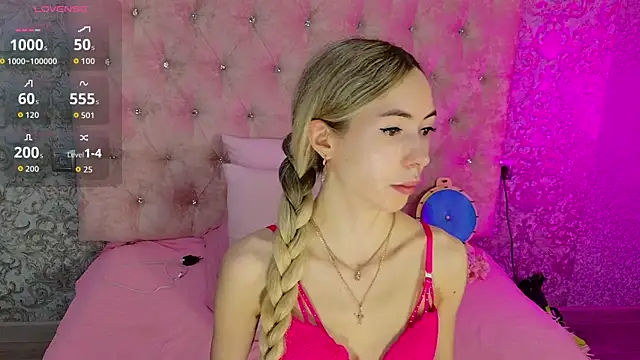 Akilla Queen online show from 07/21/26, 01:52