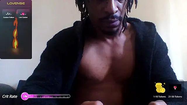 Snapshot of SoulLov333 chatting on 03/10/25, 10:04 SoulLov333 online show from 03/10/25, 10:04