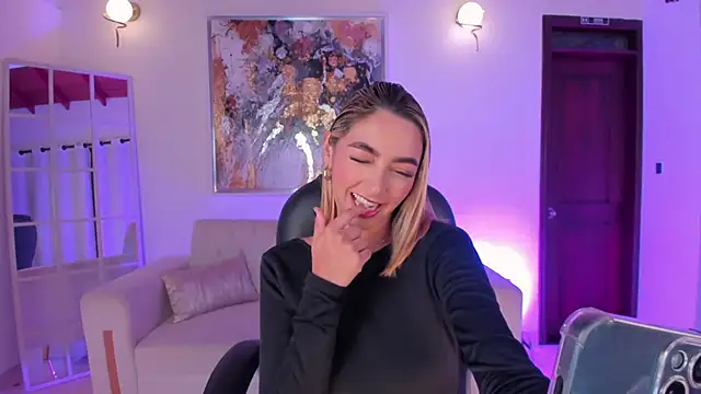 MelissaMoore  online show from 06/12/26, 10:36