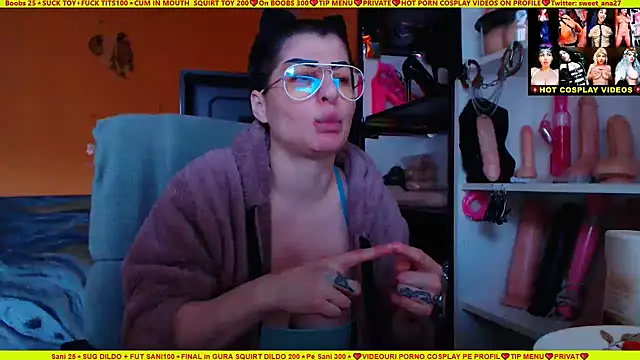 cuminmenowbbyx online show from 01/13/25, 01:49