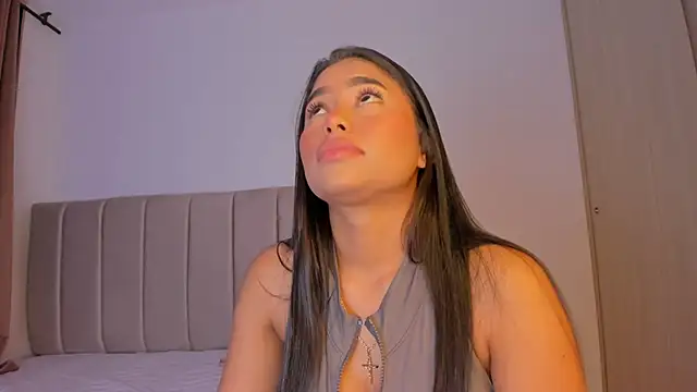 Snapshot of isa_bunny chatting on 10/30/25, 03:30 isa bunny online show from 10/30/25, 03:30