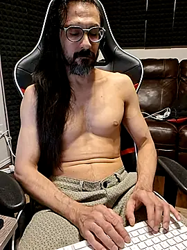 Youreherewithme online show from 05/18/26, 12:07