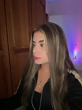 Miss valeriaa online show from 11/27/25, 08:44