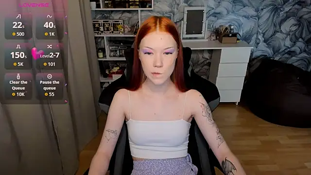 Snapshot of litl_Mia chatting on 10/29/25, 03:47 litl Mia online show from 10/29/25, 03:47