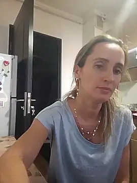 Snapshot of IsabelleEthan chatting on 01/16/25, 07:17 IsabelleEthan online show from 01/16/25, 07:17