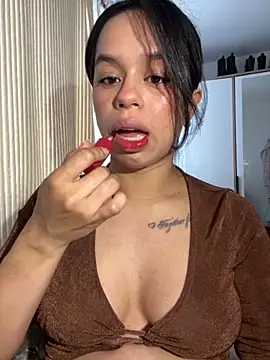 Snapshot of xlovelygirlx chatting on 10/12/25, 02:49 xlovelygirlx online show from 10/12/25, 02:49